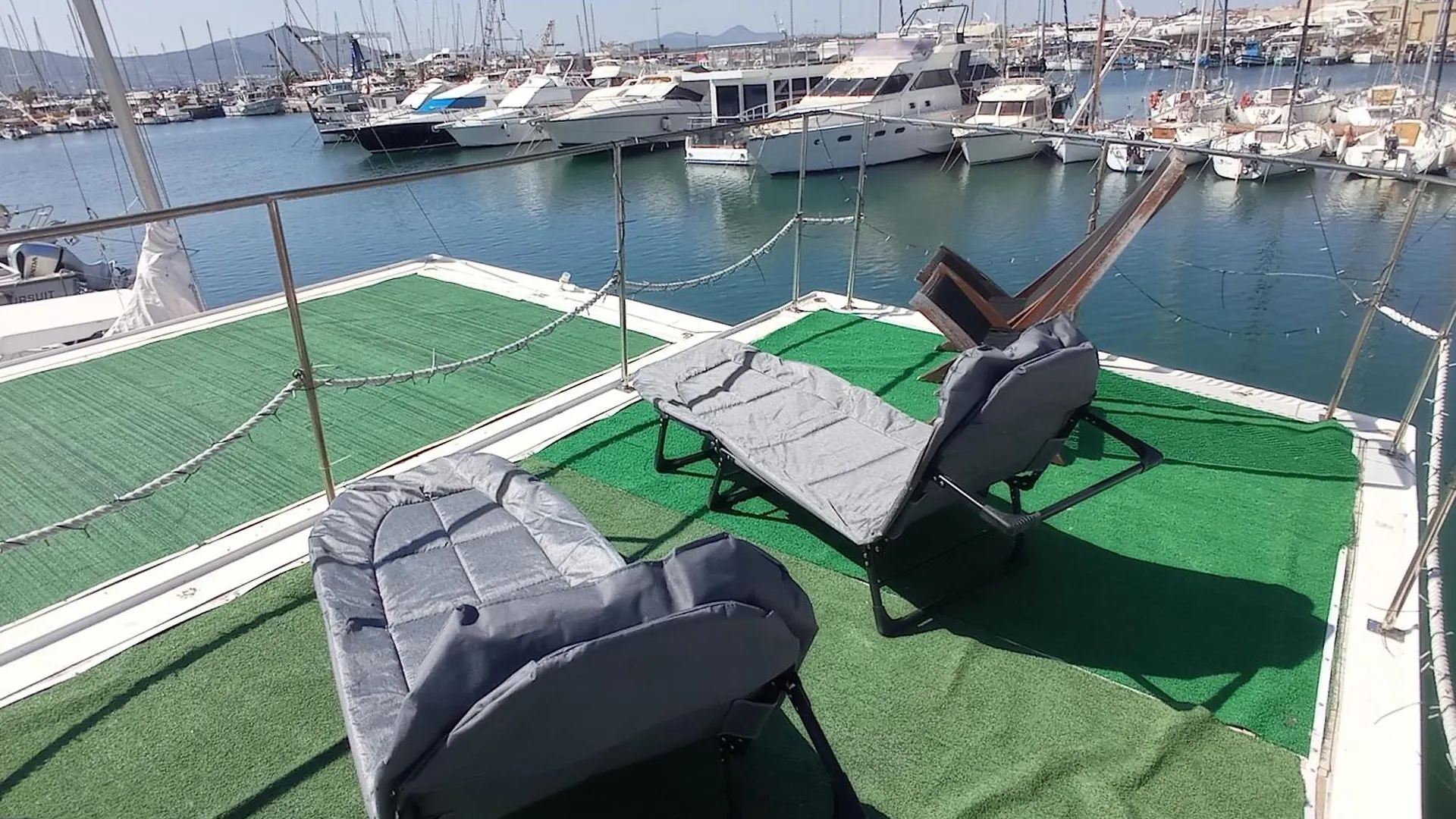 Houseboat Bluseadream ألغيرو 0*,  إيطاليا